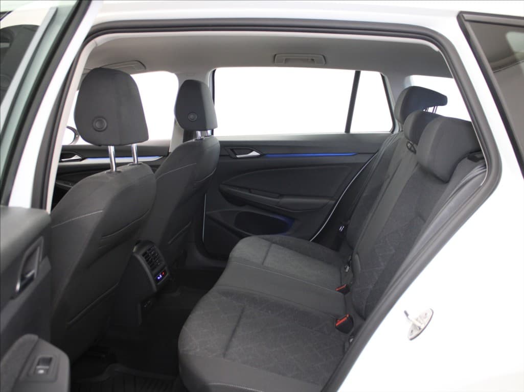 2023 Volkswagen Golf - 7