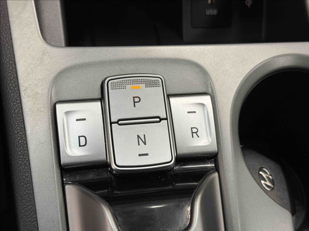 2023 Hyundai Kona - 15