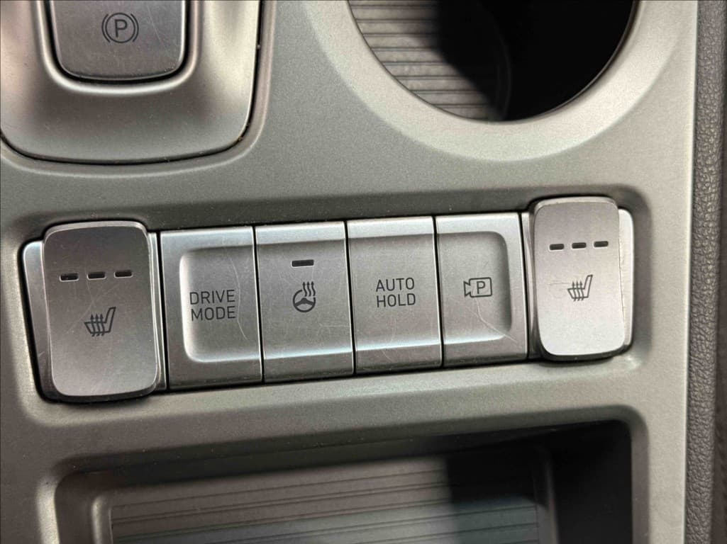 2023 Hyundai Kona - 16