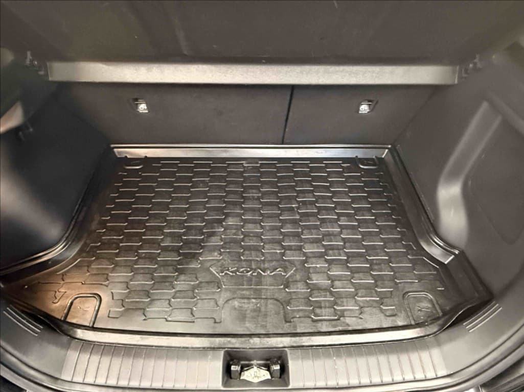 2023 Hyundai Kona - 18