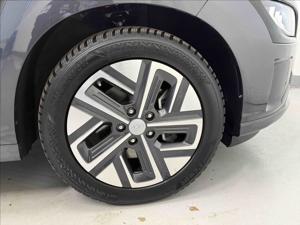 2023 Hyundai Kona - 20