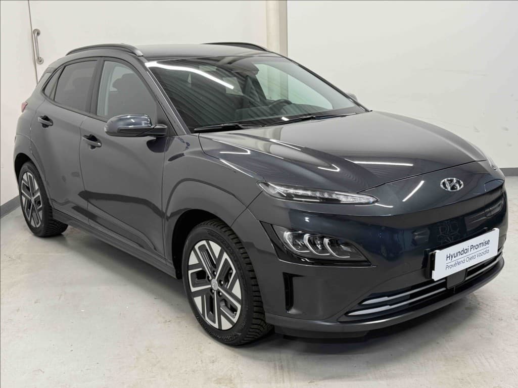2023 Hyundai Kona - 3