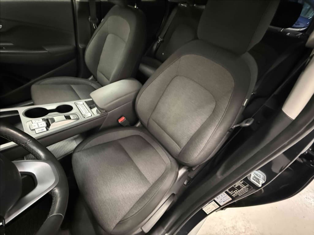 2023 Hyundai Kona - 9