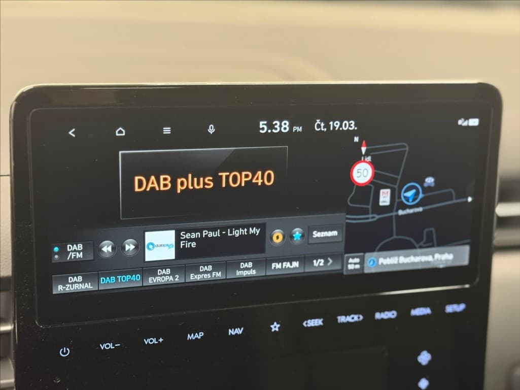 2024 Hyundai Staria - 18