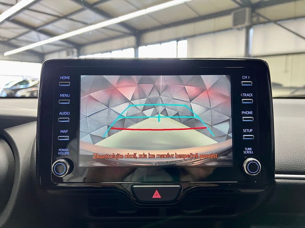 2020 Toyota Yaris - 15