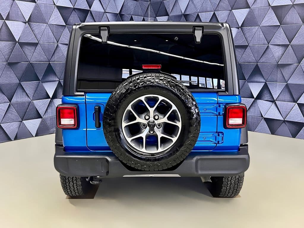 2024 Jeep Wrangler - 6