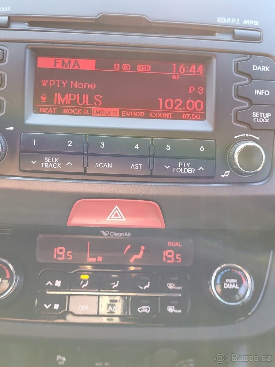 2011 Kia Sportage - 13