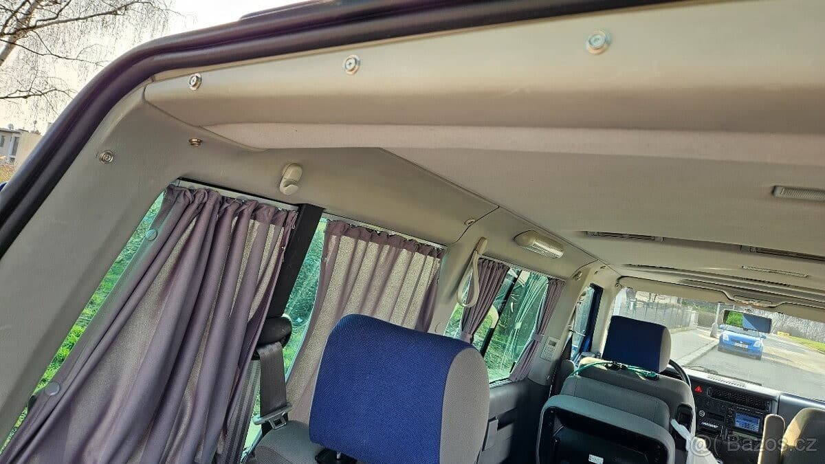 Volkswagen Transporter - 11