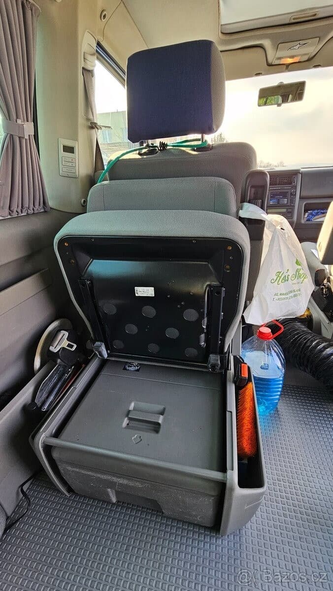 Volkswagen Transporter - 19