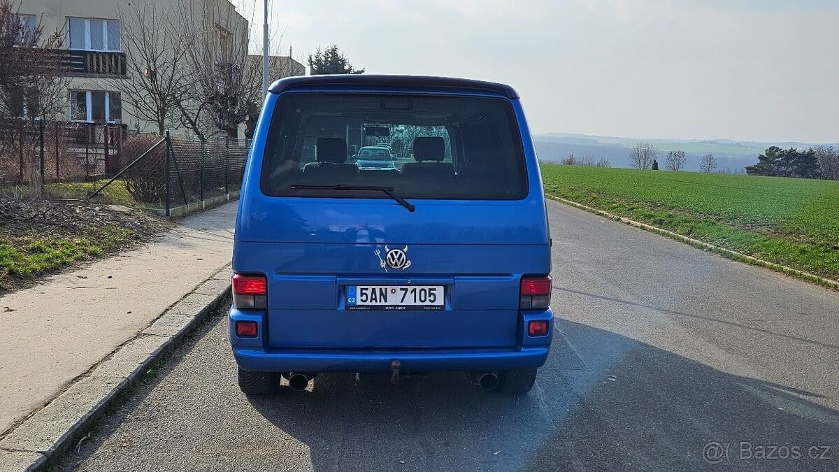 Volkswagen Transporter - 5