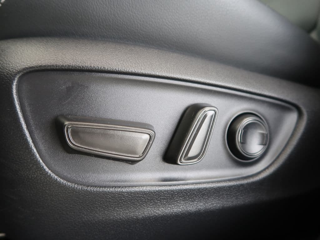 2023 Toyota Rav4 - 19