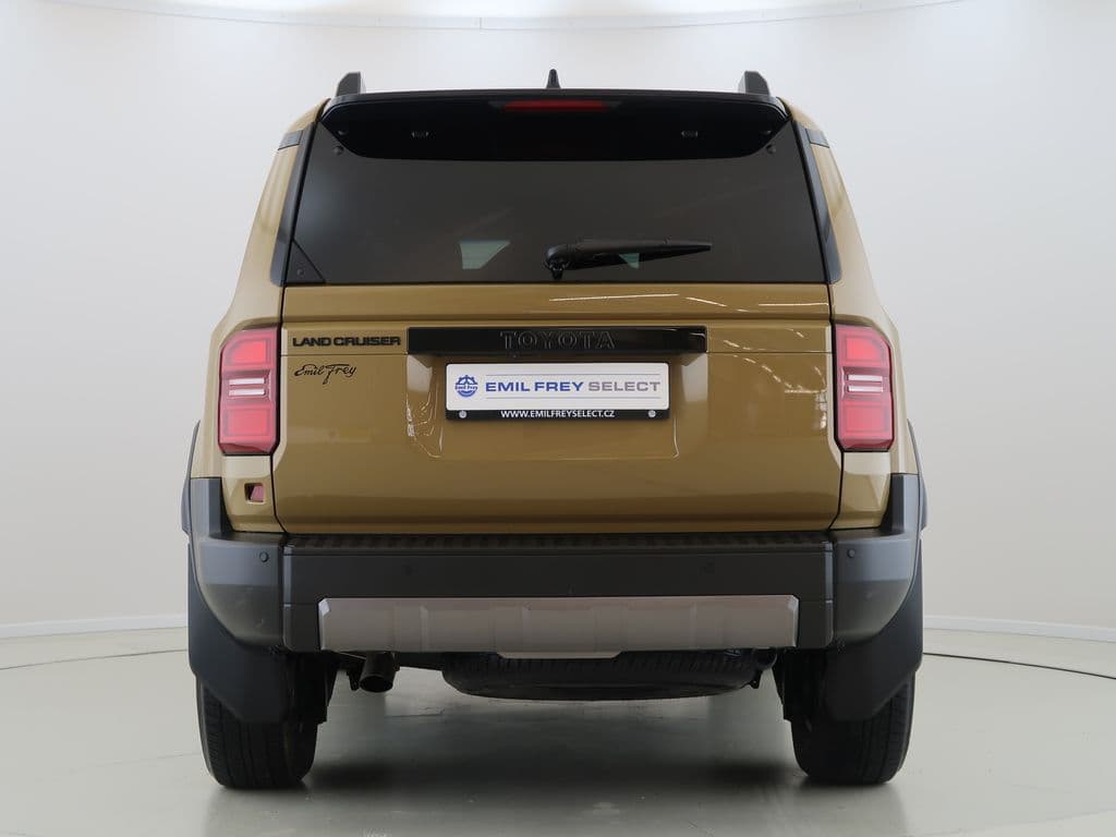 2024 Toyota Land Cruiser - 6