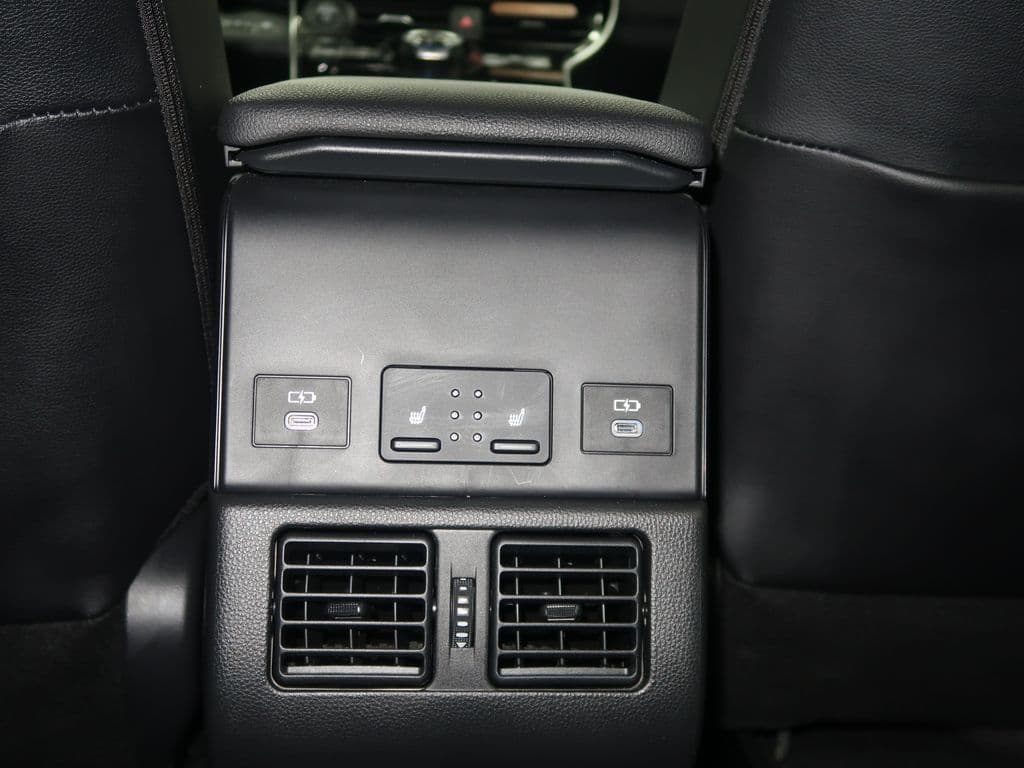 2024 Subaru Solterra - 17