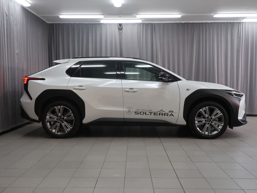 2024 Subaru Solterra - 4