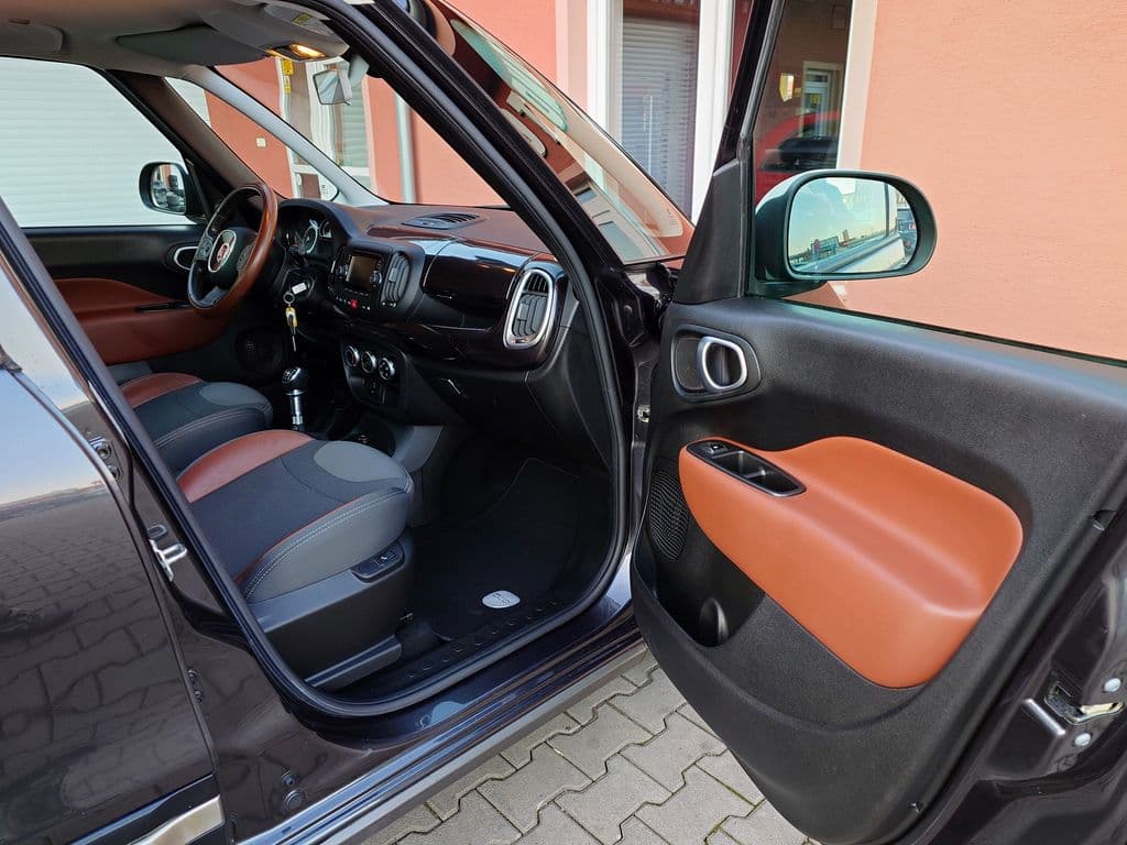 2015 Fiat 500L - 14
