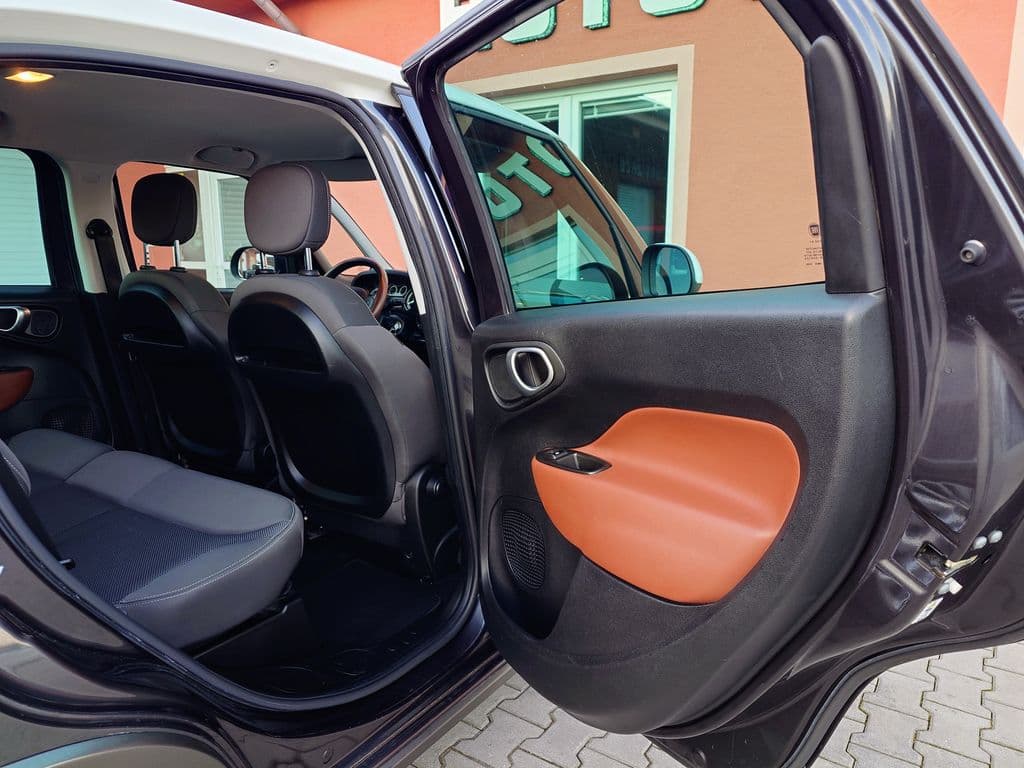 2015 Fiat 500L - 18