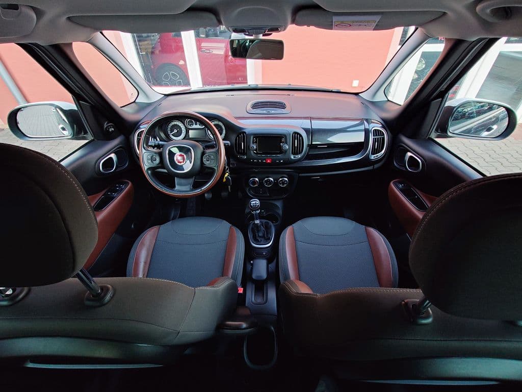 2015 Fiat 500L - 19