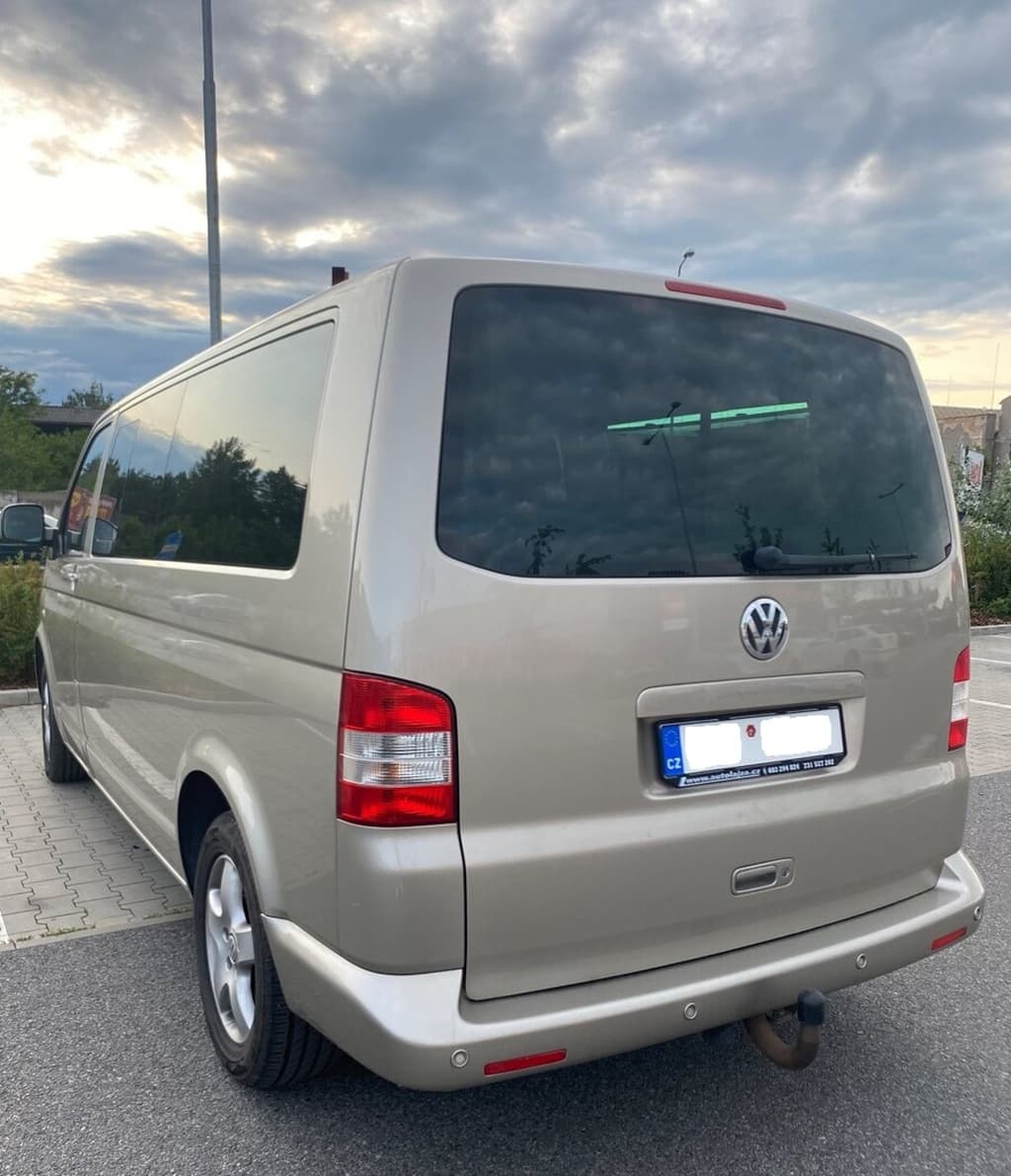 Volkswagen Caravelle