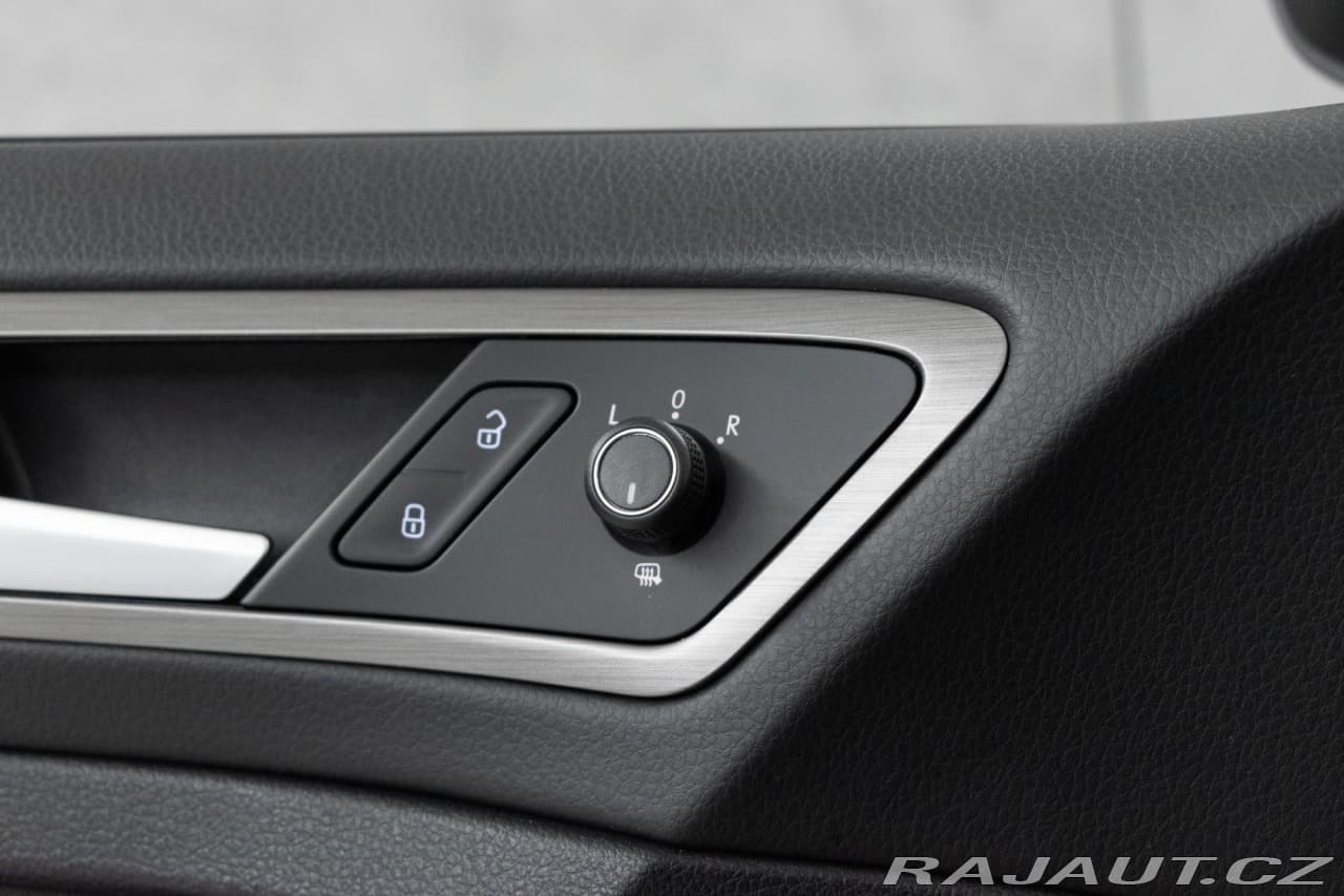 2016 Volkswagen Golf - 15