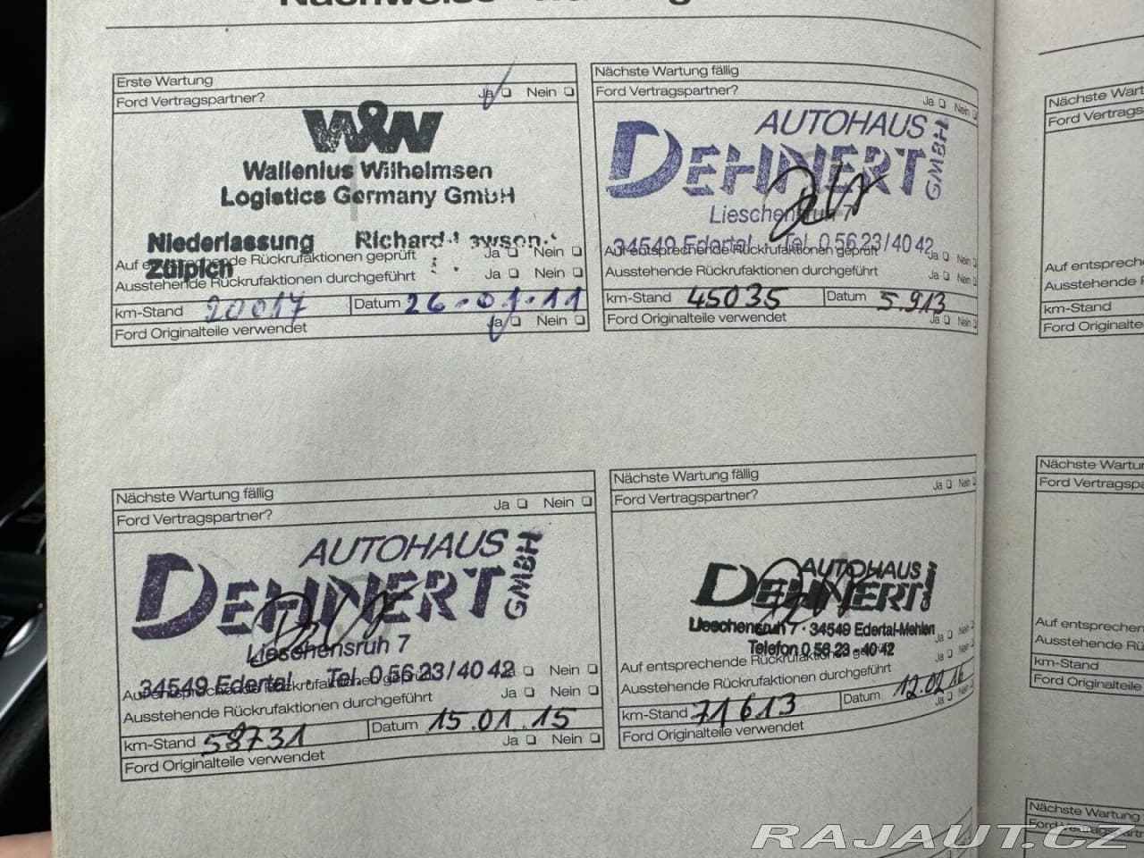 2010 Ford Focus - 16