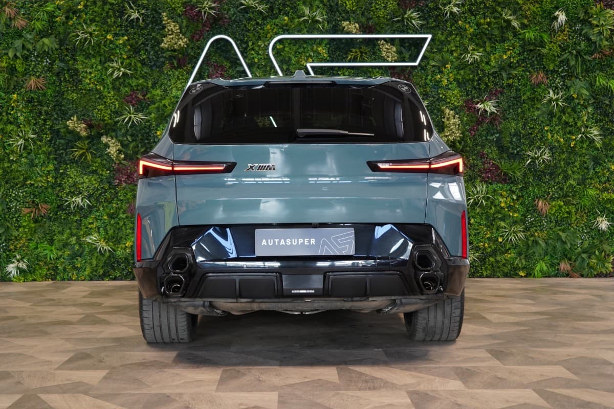 2023 BMW Xm - 6