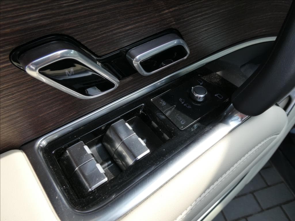 2025 Land Rover Range Rover - 15