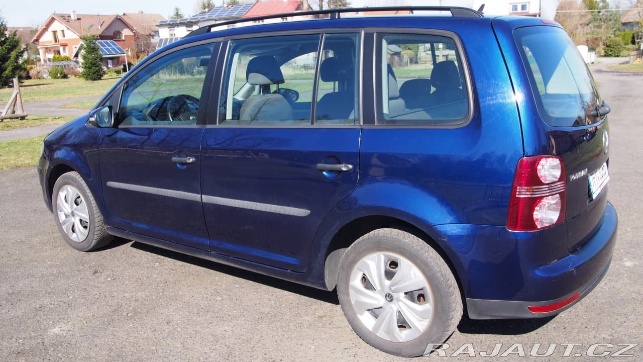 2010 Volkswagen Touran - 13