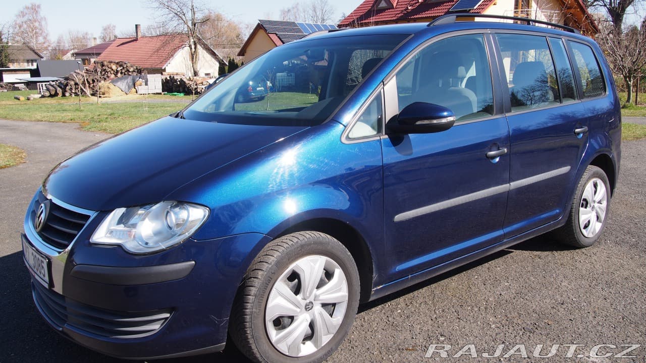2010 Volkswagen Touran - 15