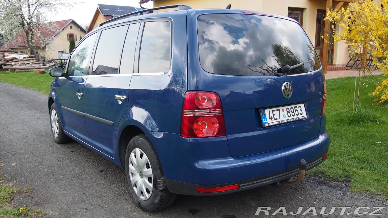 2010 Volkswagen Touran - 3