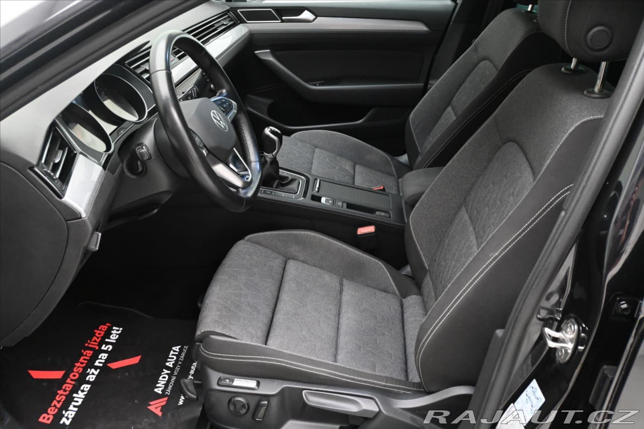 2022 Volkswagen Passat - 13