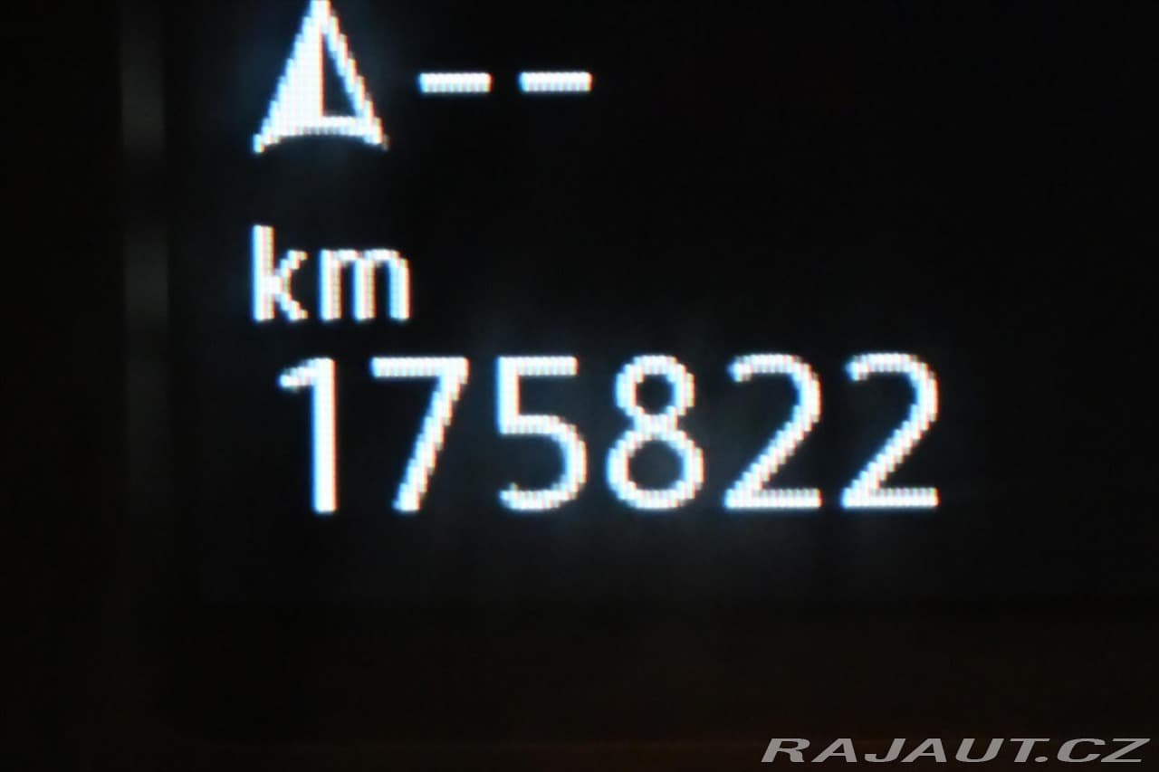 2022 Volkswagen Passat - 17