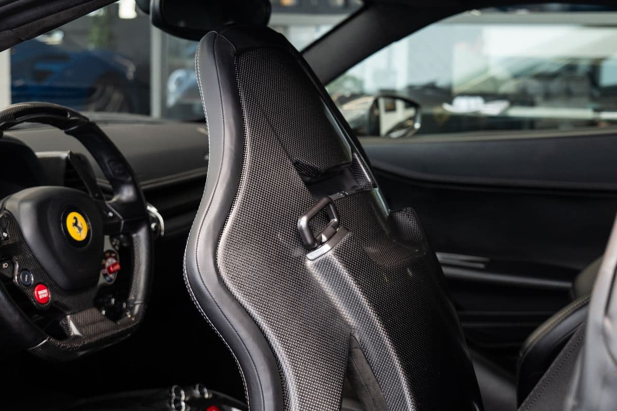 2011 Ferrari 458 - 8