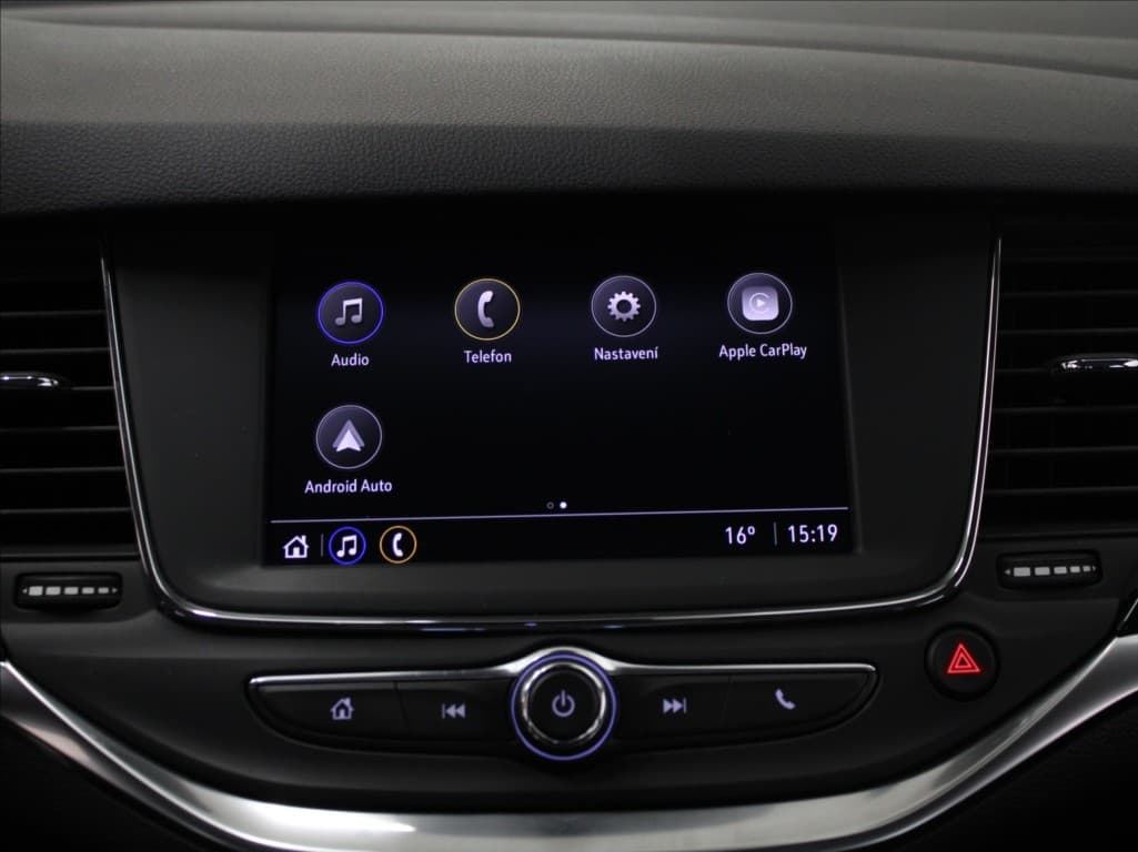 2020 Opel Astra - 11