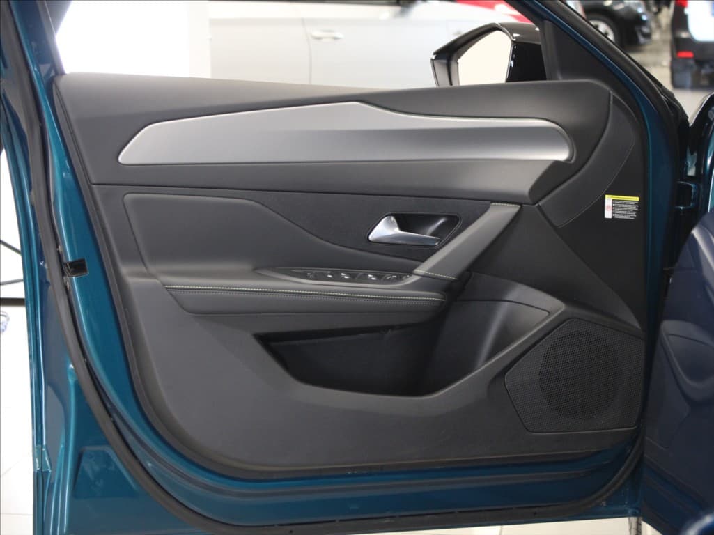 2024 Peugeot 308 - 18