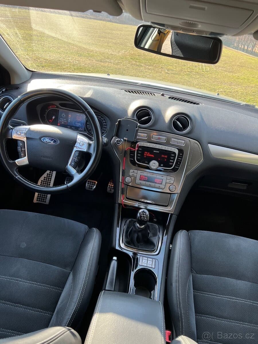 2010 Ford Mondeo - 18