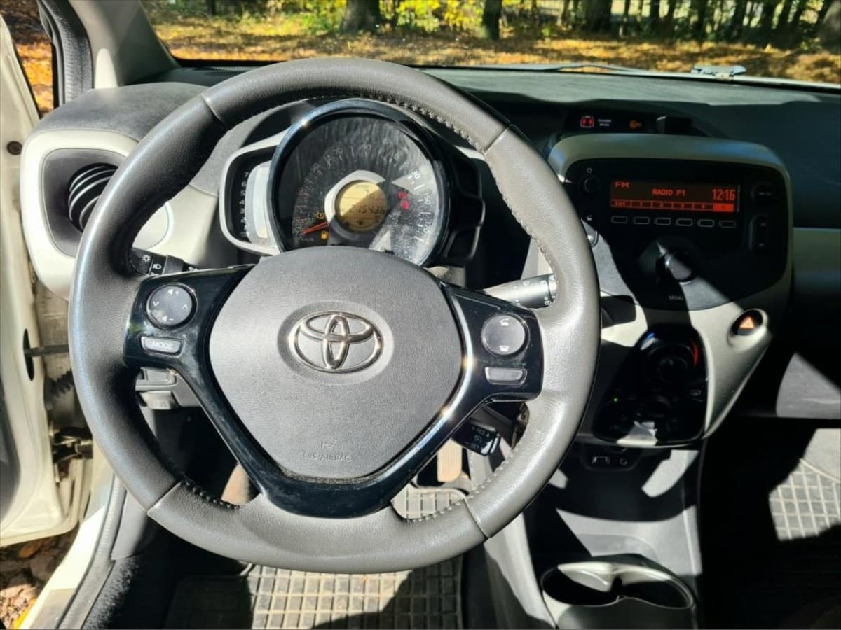 2014 Toyota Aygo - 9