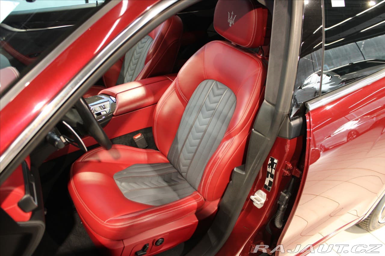 2017 Maserati Levante - 13