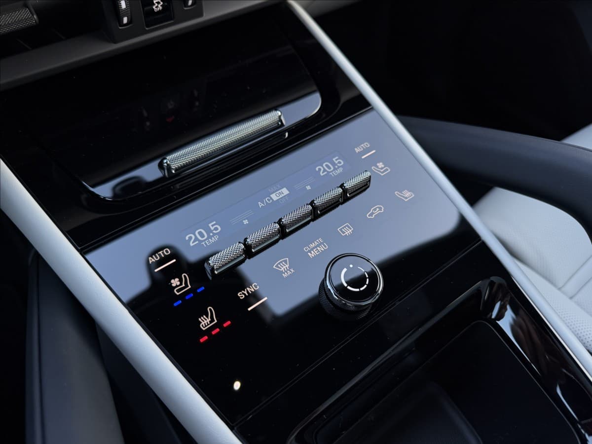 2026 Porsche Cayenne - 19