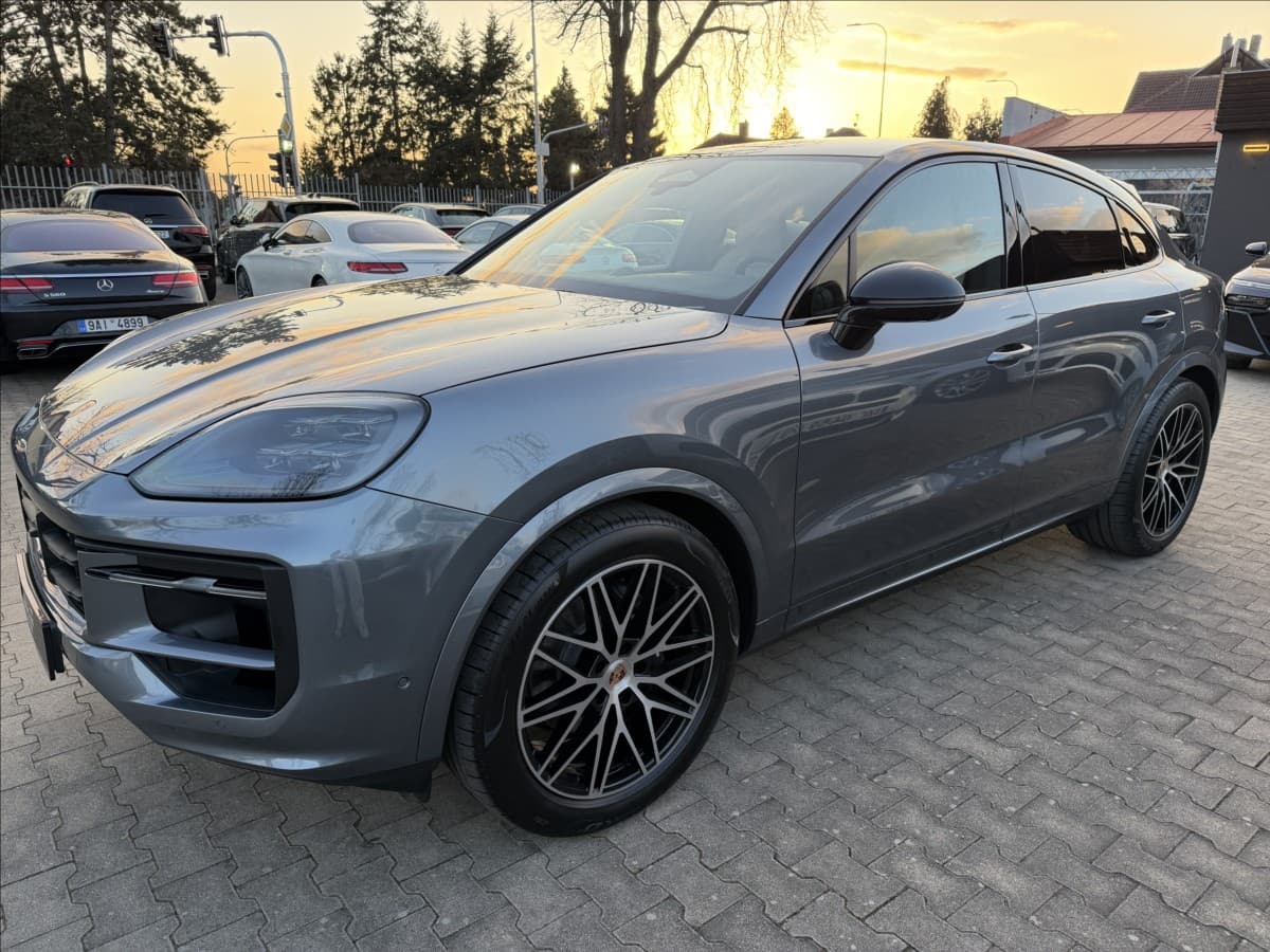 2026 Porsche Cayenne - 8