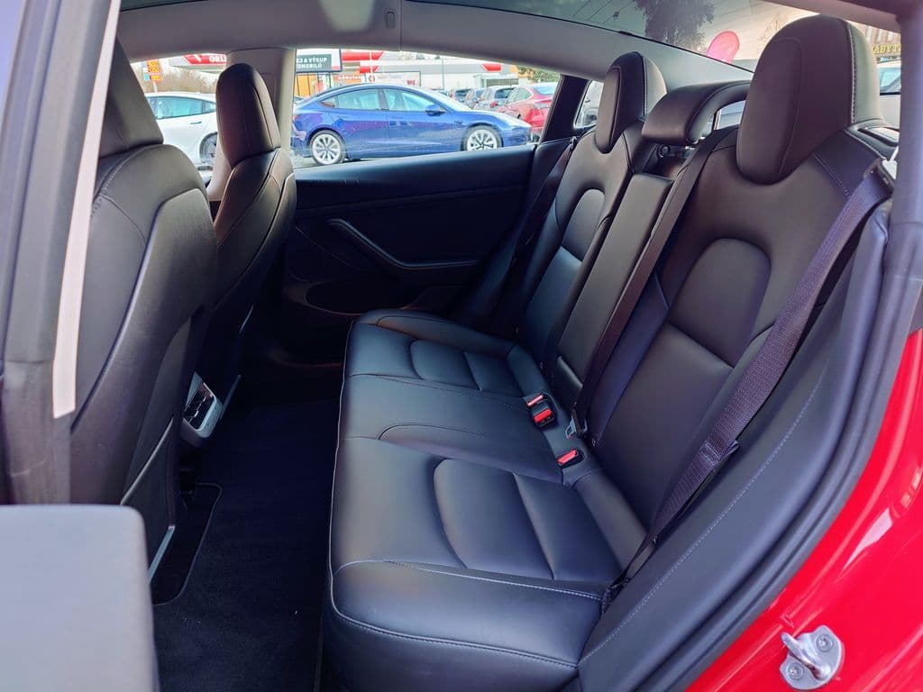 2021 Tesla Model 3 - 15