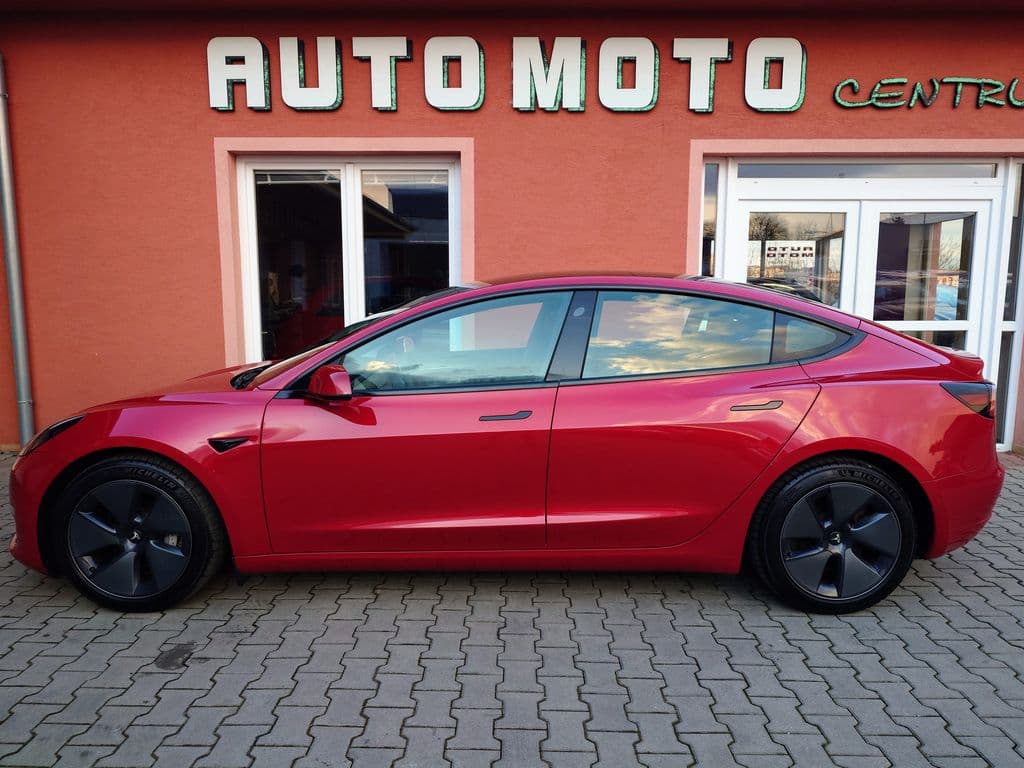 2021 Tesla Model 3 - 2