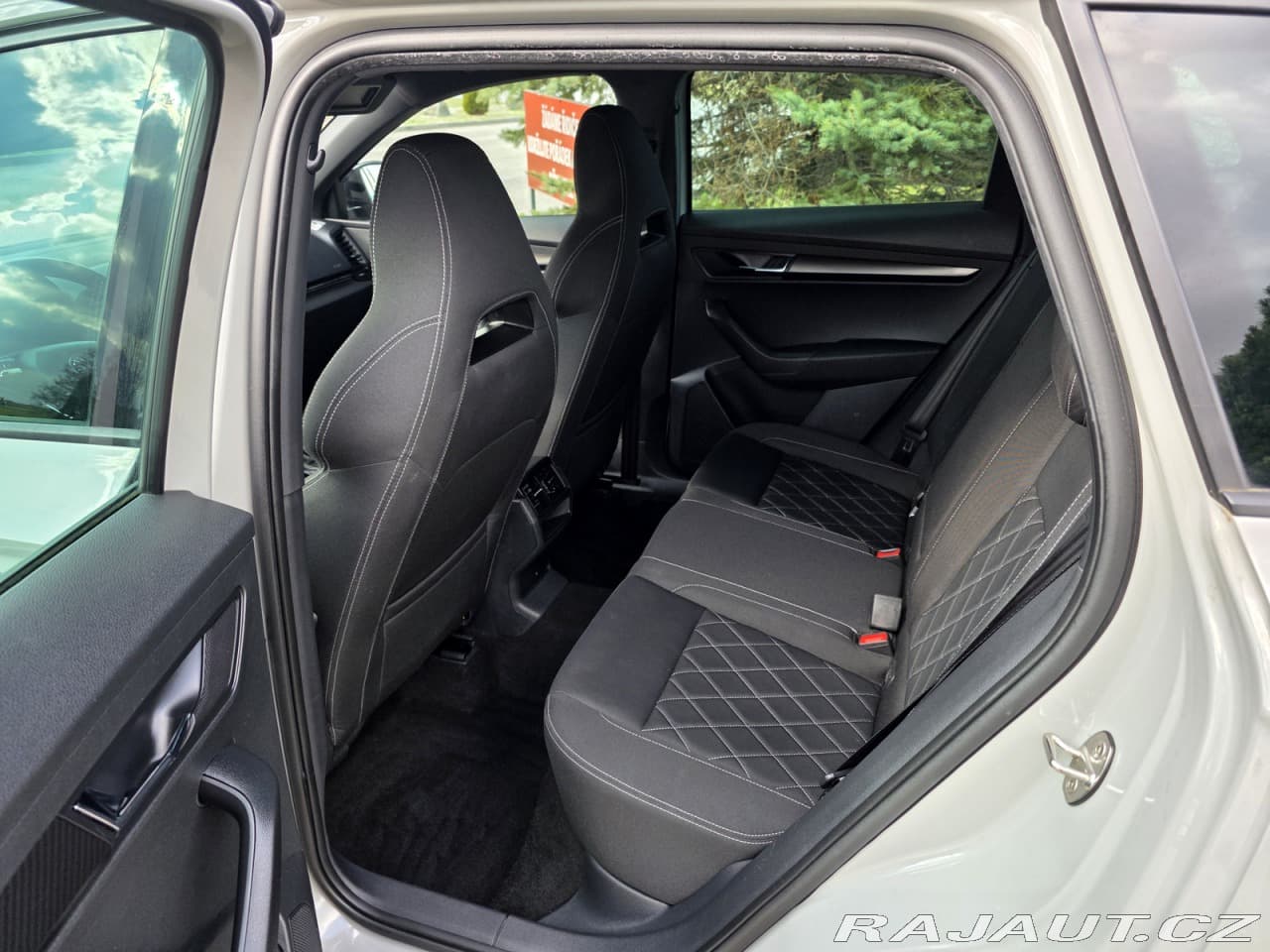 2021 Škoda Karoq - 11