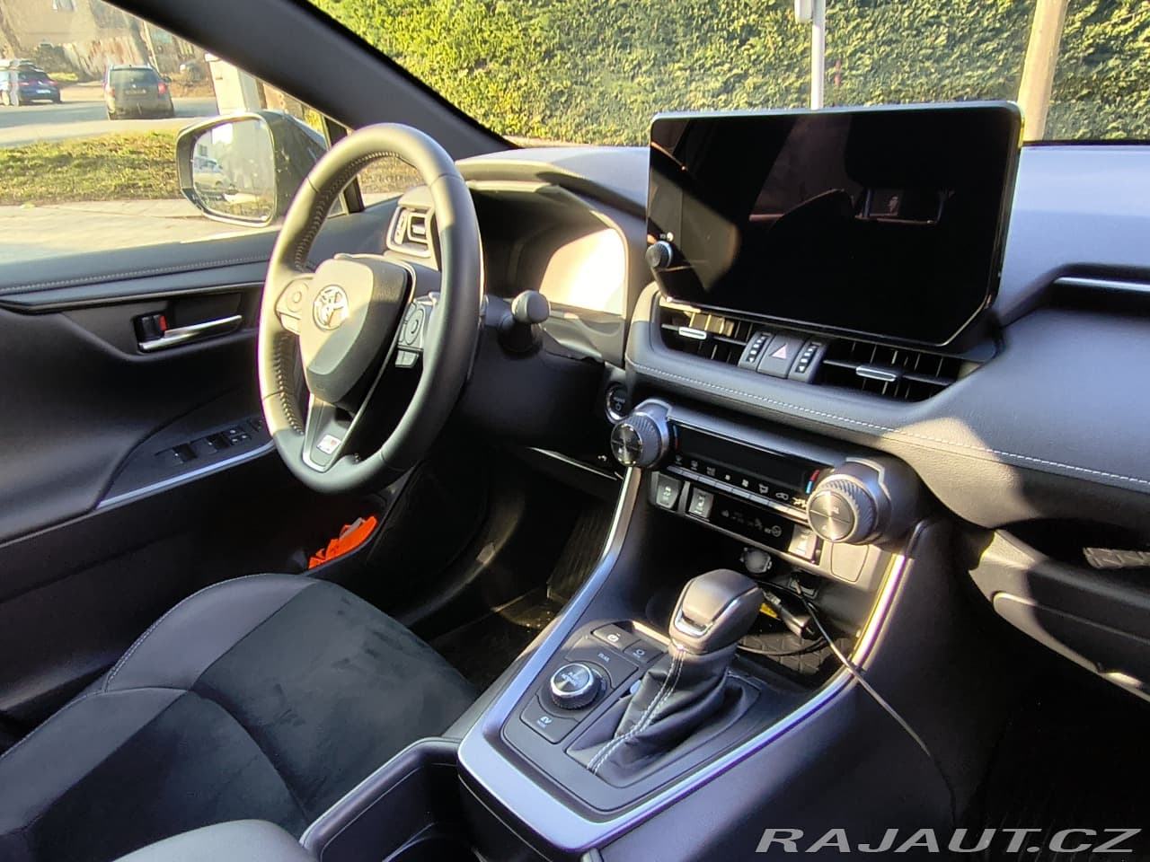 2024 Toyota Rav4 - 12