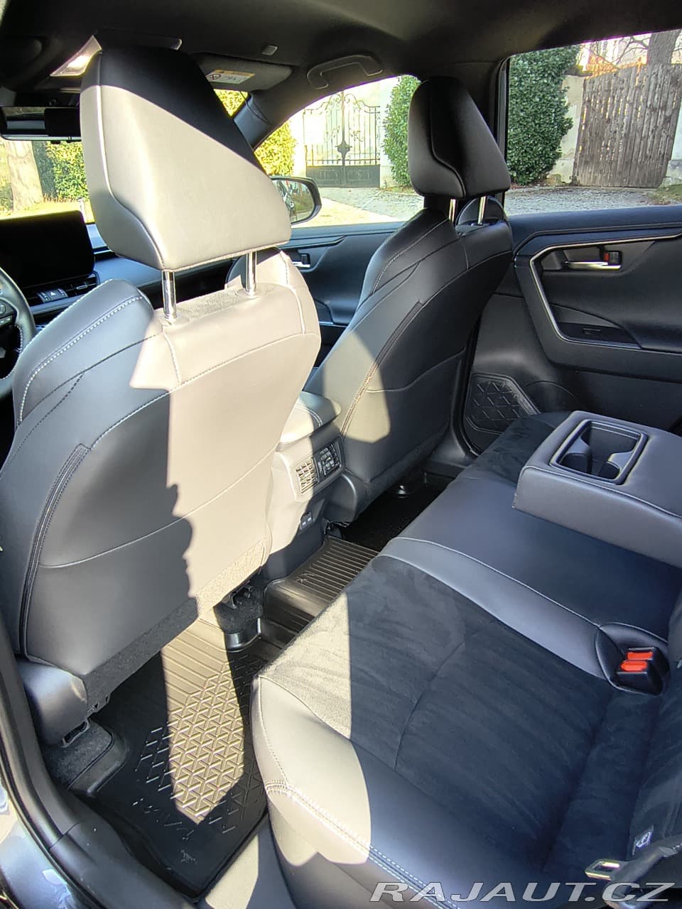 2024 Toyota Rav4 - 14