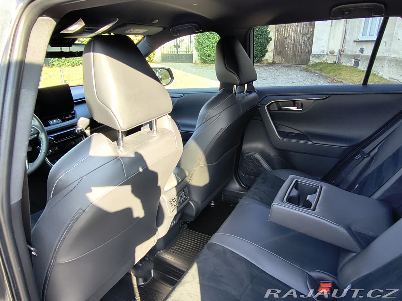 2024 Toyota Rav4 - 15