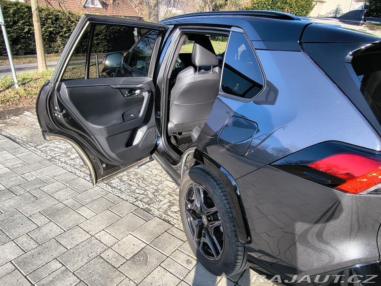 2024 Toyota Rav4 - 16