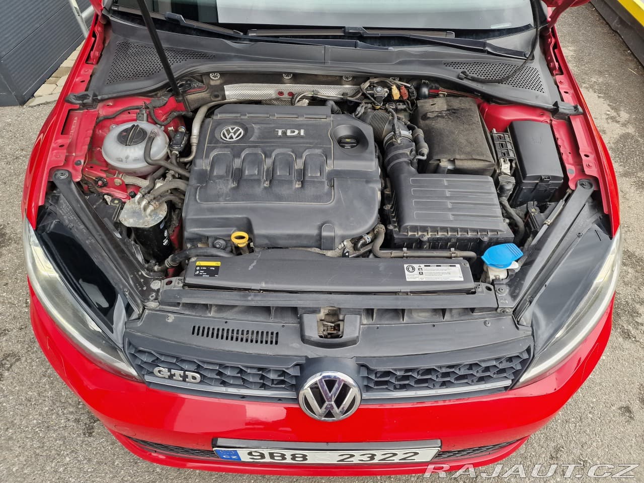 2014 Volkswagen Golf - 14