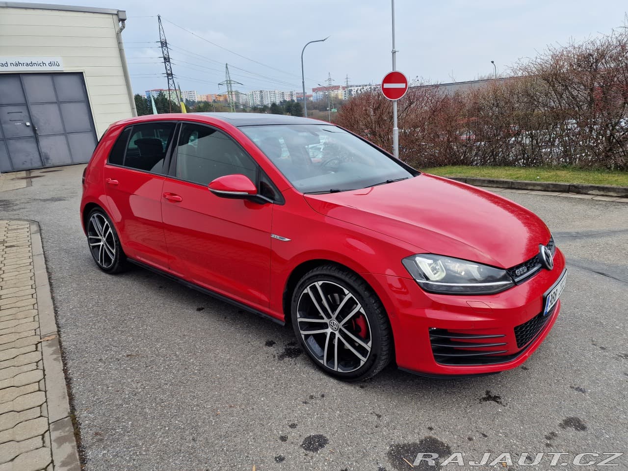2014 Volkswagen Golf - 7