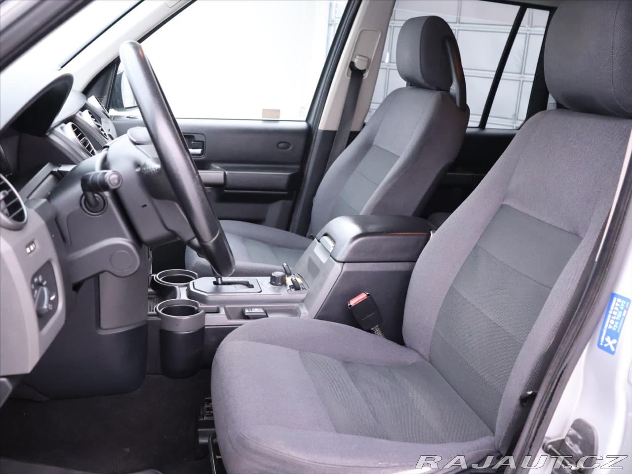 2005 Land Rover Discovery - 8