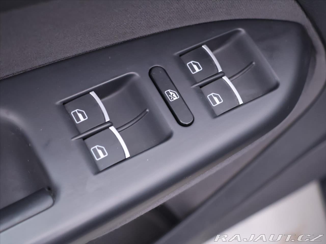 2010 Volkswagen Touran - 15